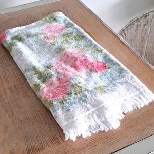 Vintage fringed bath towel shabby chic pink and blue roses